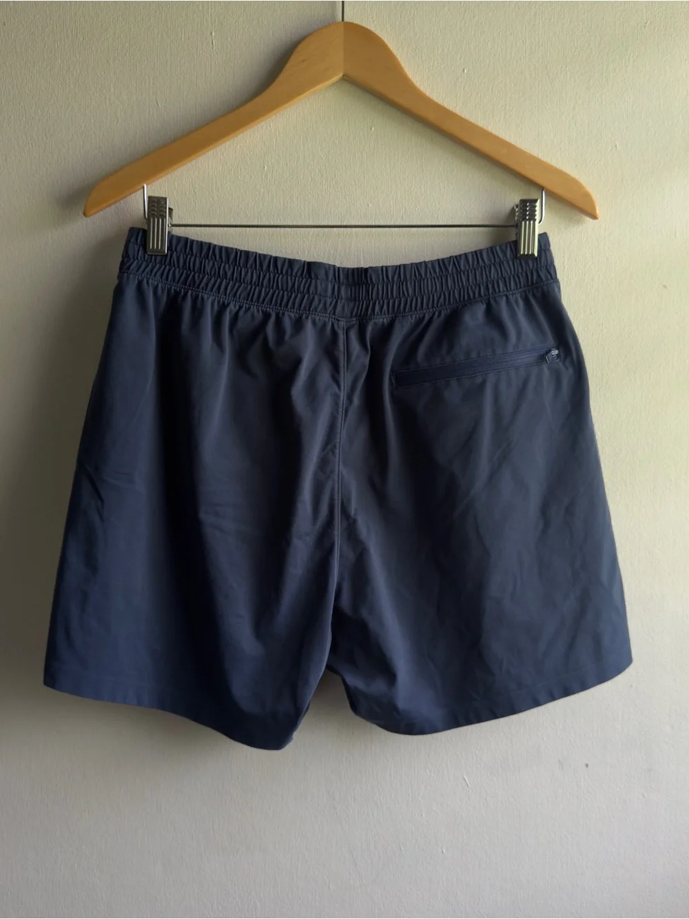 Uniqlo Ultra Stretch Active Shorts in Navy